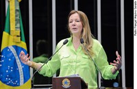 Vanessa Grazziotin destaca debate sobre unificação do ICMS