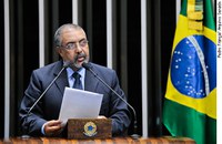 Paulo Paim diz que texto com novas regras do FPE prejudica o Rio Grande do Sul 