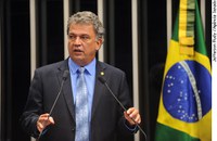 Sérgio Petecão elogia participação de diretor do Dnit em audiência pública