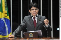 Randolfe quer ICMS diferenciado para Áreas de Livre Comércio