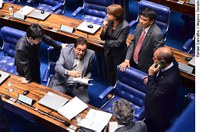 Novos critérios do FPE voltam à pauta na terça-feira