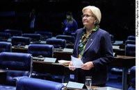 SUS terá de fazer retirada e reconstrução da mama em cirurgia única