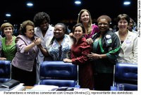 Congresso promulga na terça-feira emenda constitucional sobre direitos das domésticas