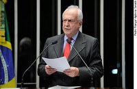 Jarbas Vasconcelos defende perda de mandato de parlamentares condenados