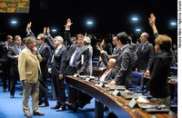 Plenário aprova projeto que confere maior autonomia aos delegados