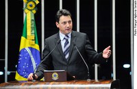 Sérgio Souza elogia estádios-sede da Copa das Confederações