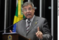 Cyro Miranda diz que proposta de constituinte para reforma política é manobra de Dilma