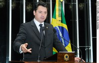 Sérgio Souza quer voto mais consciente