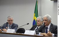 Especialistas defendem exploração do Campo de Libra pela Petrobras  