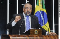Paulo Paim lembra pressão do povo sobre a Constituinte