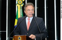 Alvaro Dias acusa governo federal de discriminar o estado do Paraná