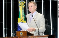 Casildo Maldaner cobra liderança brasileira em energia renovável