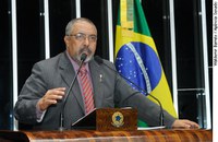 Relator inclui garantias aos religiosos em projeto que combate a homofobia