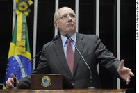 Paulo Bauer critica demora para mudar indexador das dívidas de estados e municípios 