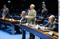 Senadores elogiam atuação de Renan Calheiros à frente da Presidência do Senado