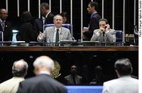 Aloysio Nunes pede definição sobre tramitação conjunta de projetos
