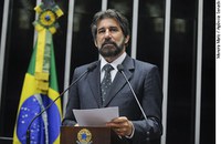 Raupp sugere edição de medida provisória para reconstrução de Rondônia