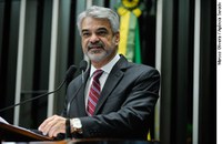 Humberto Costa destaca importância da Copa do Mundo