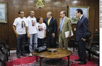 Pais de adolescente assassinada em Brasília pedem apoio à PEC da Maioridade Penal