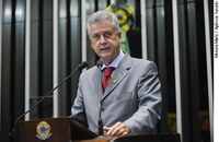 Rollemberg defende regulamentação profissional de artesãos