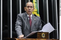 Aníbal Diniz elogia empenho do governo do Acre em higienizar região atingida por enchente