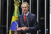 Casildo Maldaner: investimento em energia eólica e solar poderia evitar crise energética