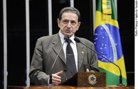 Mozarildo Cavalcanti quer intercalar audiências públicas e votações em comissões do Congresso