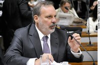 CAE adia votação de projeto sobre substituição tributária