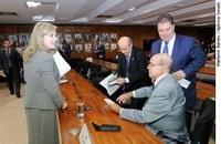 Comissão aprova regime diferenciado para todas as licitações e contratos públicos