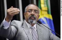 Paim espera que CCJ vote nesta quarta projeto sobre a dívida dos estados