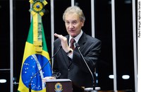 Casildo Maldaner defende 'ampla reforma tributária'