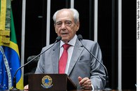 Ao lembrar 50 anos do golpe, Waldir Pires relata 'momento deplorável' do Congresso