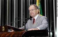 Ruben Figueiró cobra da Petrobras conclusão de fábrica de fertilizantes