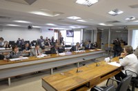 Aprovada proposta que reforça educação regular inclusiva