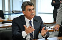 CCJ aprova isonomia para policiais e bombeiros militares de ex-territórios