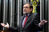Walter Pinheiro pede que o Senado vote até o fim do ano os projetos de interesse dos estados 