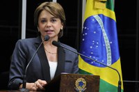 Ângela Portela manifesta preocupação com gravidez na adolescência em Roraima