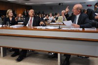 Rejeitado fim de impostos sobre medicamentos de uso humano