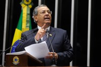 Jayme Campos pede urgência para criação de fundo de amparo a mulheres agredidas