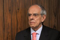 Renan lamenta morte de Márcio Thomaz Bastos