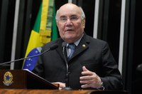 Flexa Ribeiro: Dilma descumpriu a Lei de Responsabilidade Fiscal e quer 'vencer no tapetão'