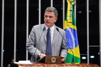 Sérgio Petecão contesta ligação de seu nome a irregularidades no seguro-defeso