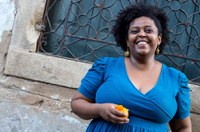 Escala Brasileira entrevista a cantora Isaar