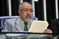 Paim manifesta pesar por Luiz Henrique e Mendes Ribeiro Filho