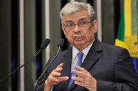 Garibaldi Alves Filho manifesta sua tristeza pela morte de Luiz Henrique e Mendes Ribeiro Filho