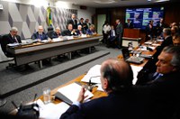 Nome de Luiz Fachin vai ao Plenário na próxima terça-feira, informa Renan