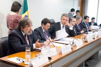 Clubes das séries B e C reforçam críticas à MP do Futebol