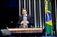 Crivella contesta notícia sobre possíveis irregularidades no Ministério da Pesca