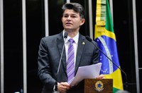  José Medeiros protesta contra a paralisação de obras em rodovias federais