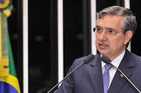 Eduardo Amorim critica governo de Sergipe pelo desabastecimento de água